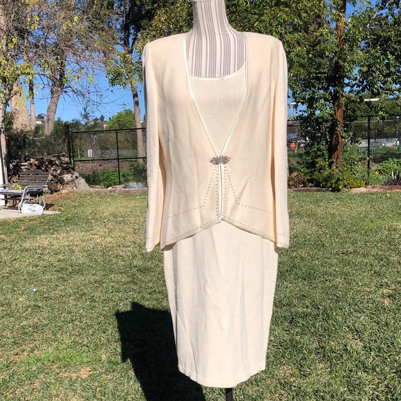 Gorgeous custom made Mother of the bride knit dress by El Ana. Perfect weddings - Picture 1 of 17